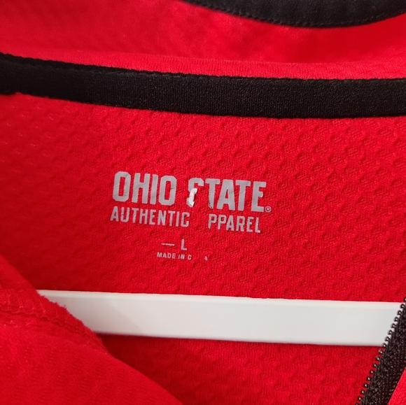Ohio State University pullover - Picture 5 of 5